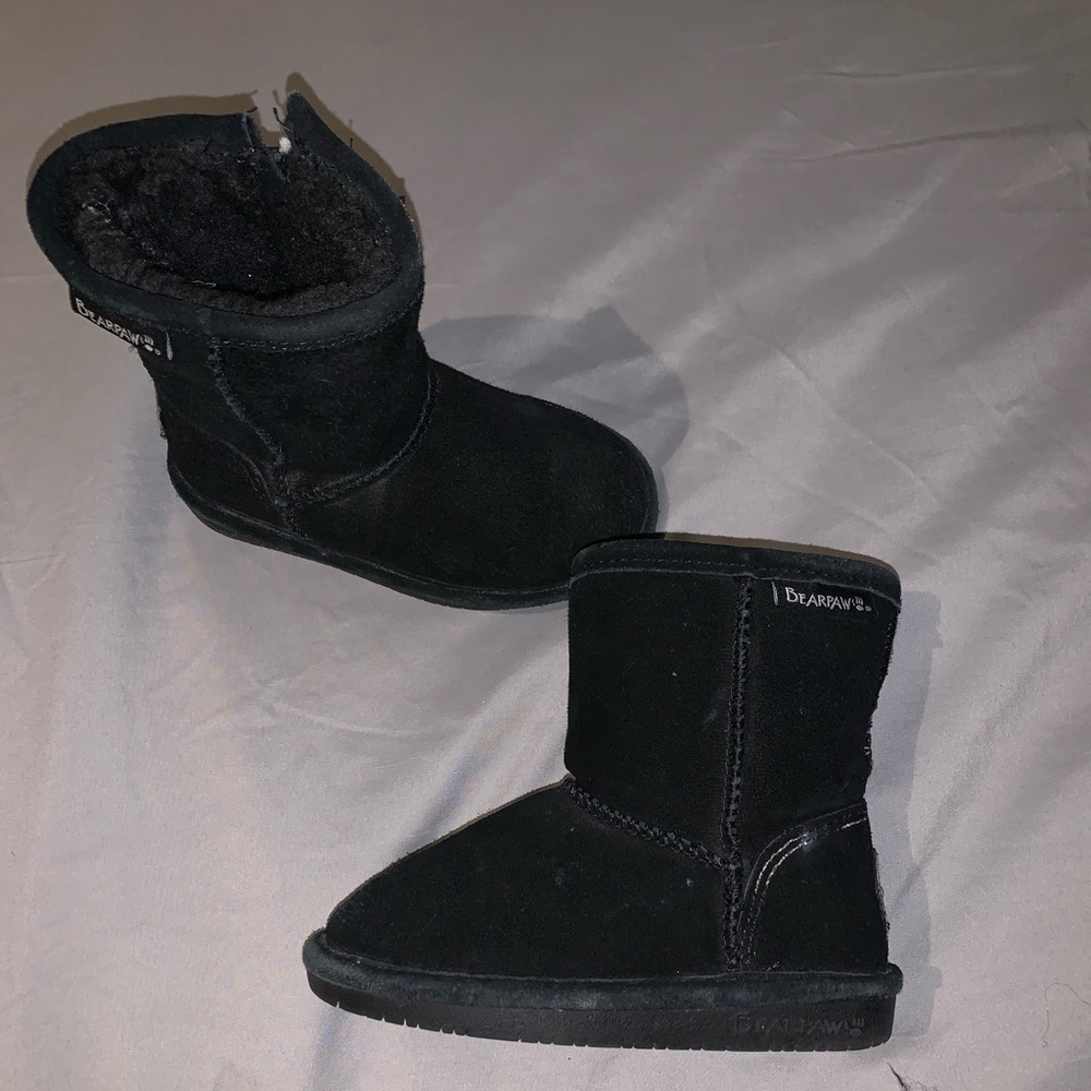 Toddler Bearpaw boots